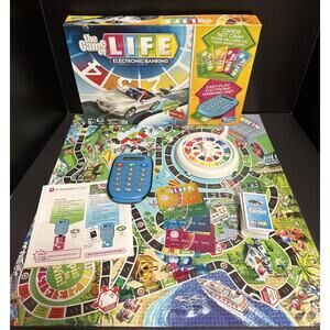 The Game of Life Electronic Banking Board Game 100% Complete Tested Hasbro 2014